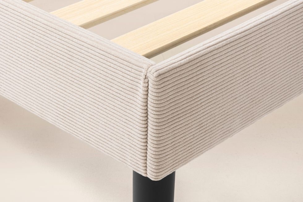 Lit velours (Alternate View)